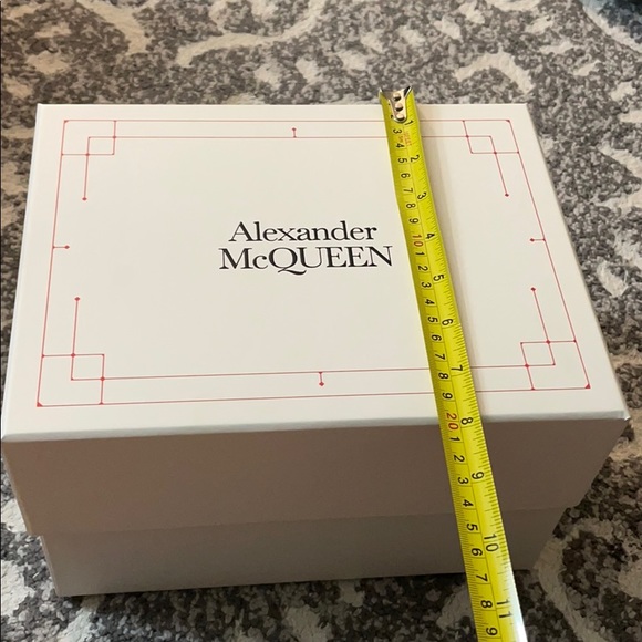 Alexander MCQUEEN Box - Picture 3 of 5